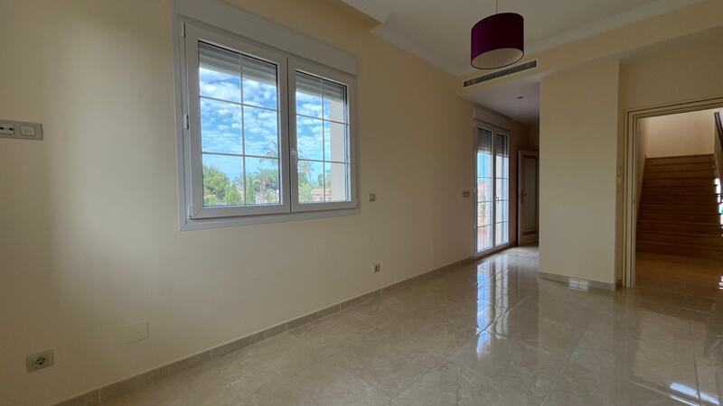 7 Schlafzimmer Villa zu verkaufen