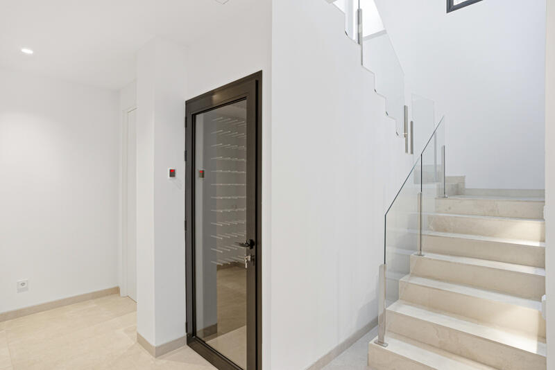 4 Schlafzimmer Villa zu verkaufen 4 Schlafzimmer Villa zu verkaufen