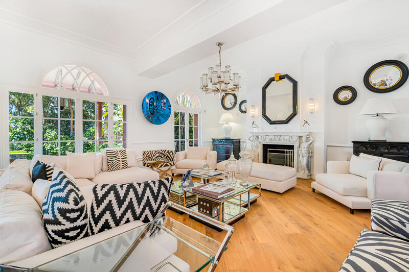 6 Schlafzimmer Villa zu verkaufen 6 Schlafzimmer Villa zu verkaufen