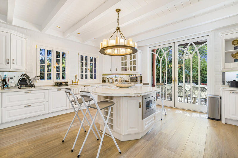 6 Schlafzimmer Villa zu verkaufen 6 Schlafzimmer Villa zu verkaufen