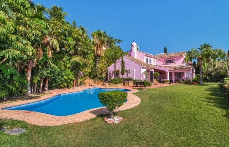 Villa zu verkaufen in Benahavis, Málaga
