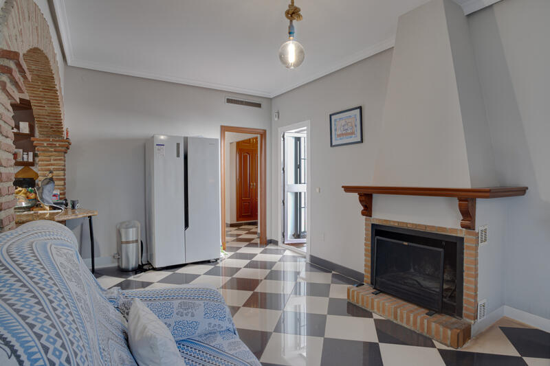 5 Schlafzimmer Villa zu verkaufen 5 Schlafzimmer Villa zu verkaufen