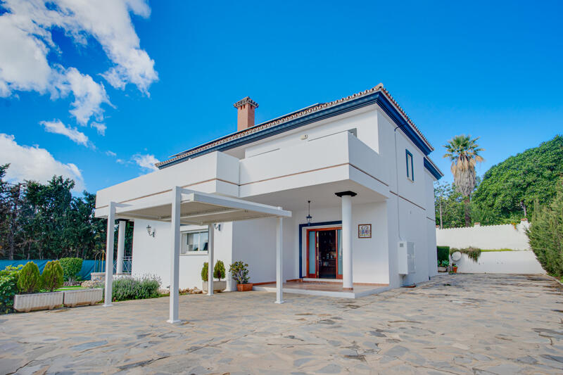 5 Schlafzimmer Villa zu verkaufen 5 Schlafzimmer Villa zu verkaufen