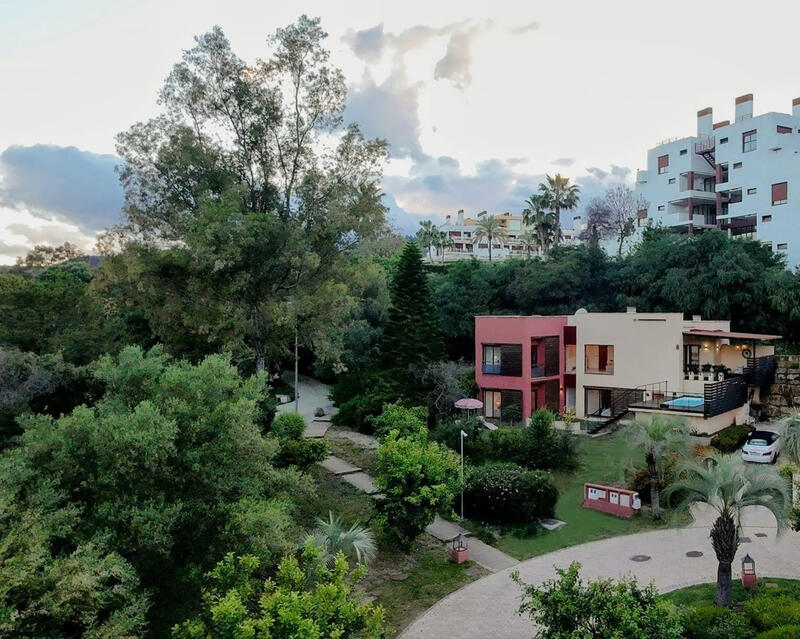 4 soverom Villa til salgs 4 soverom Villa til salgs