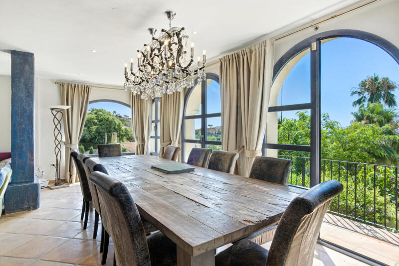 7 Schlafzimmer Villa zu verkaufen 7 Schlafzimmer Villa zu verkaufen