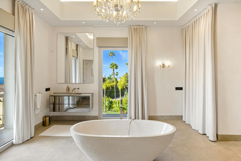 7 Schlafzimmer Villa zu verkaufen 7 Schlafzimmer Villa zu verkaufen