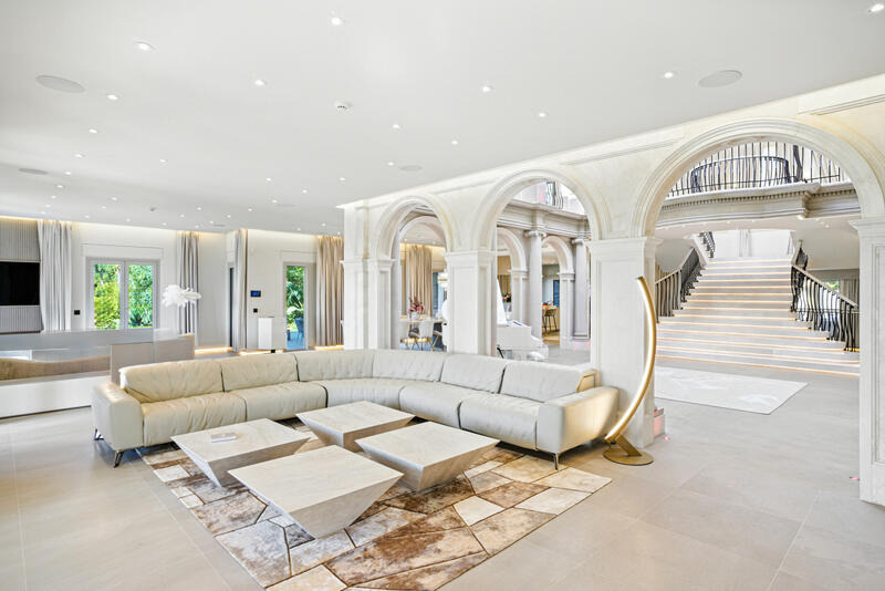 7 Schlafzimmer Villa zu verkaufen 7 Schlafzimmer Villa zu verkaufen