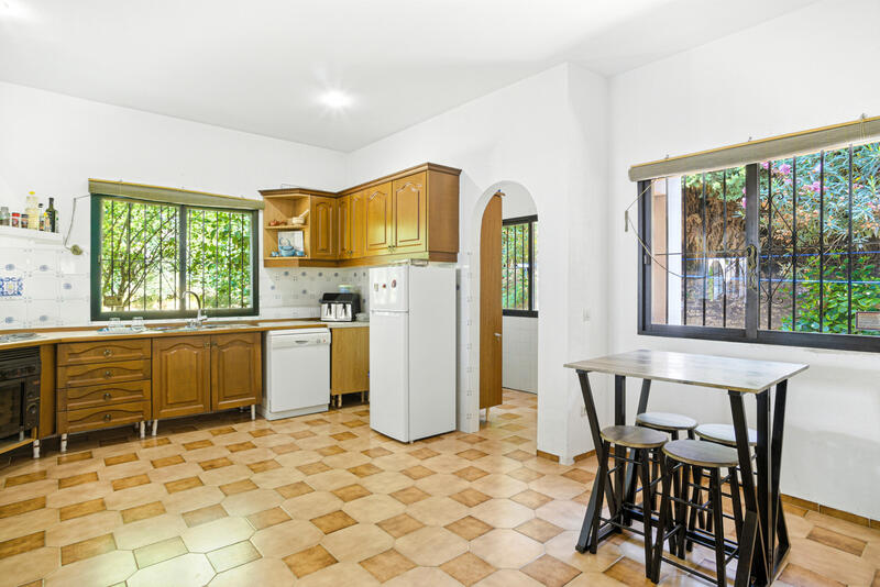 4 Schlafzimmer Villa zu verkaufen 4 Schlafzimmer Villa zu verkaufen