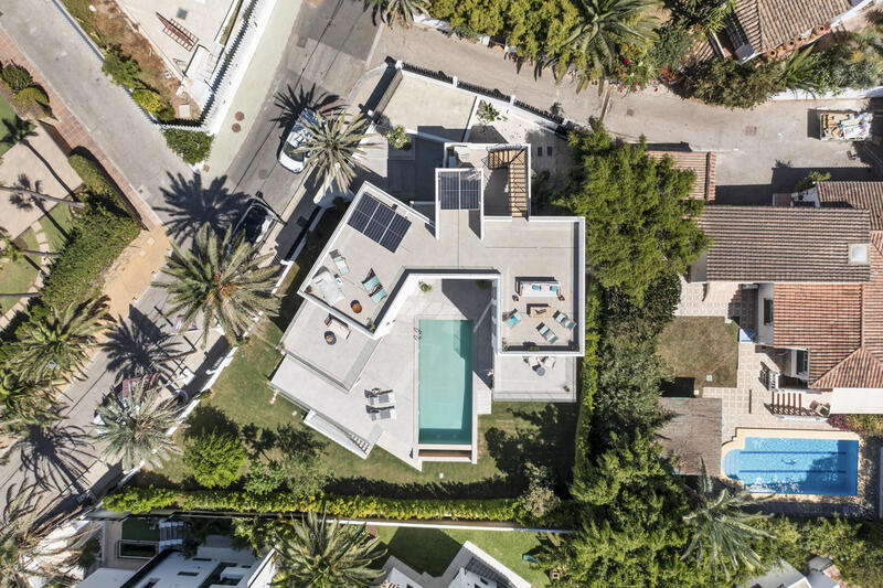 5 Schlafzimmer Villa zu verkaufen 5 Schlafzimmer Villa zu verkaufen