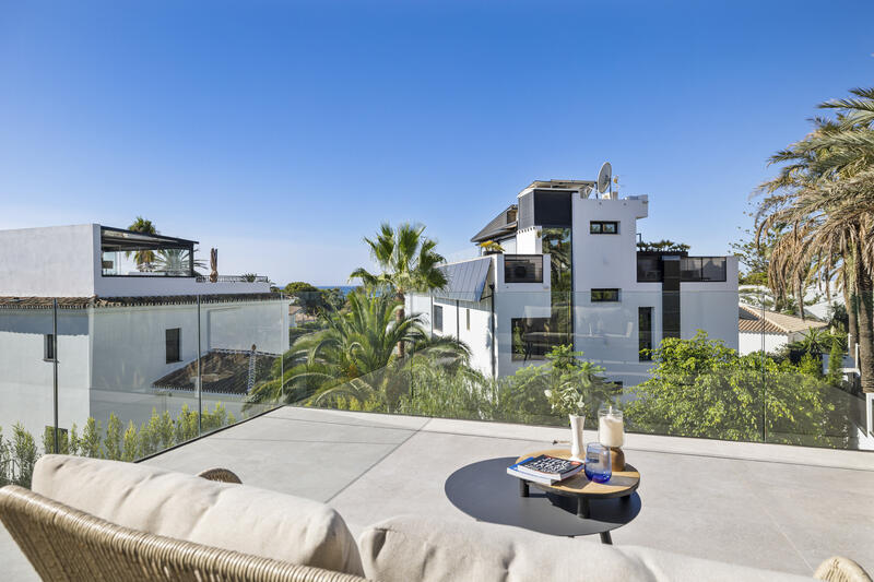 5 Schlafzimmer Villa zu verkaufen 5 Schlafzimmer Villa zu verkaufen