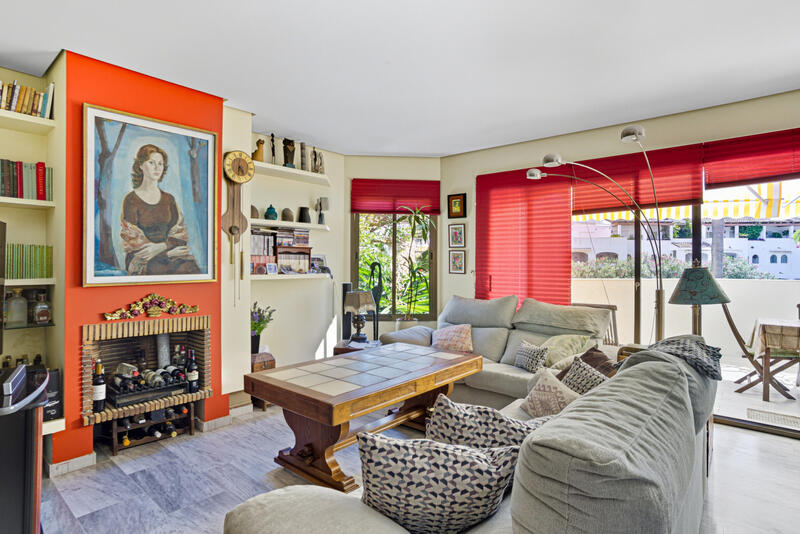 3 bedroom Apartment for sale