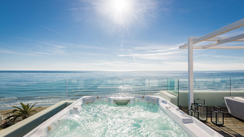 6 bedroom Villa for sale