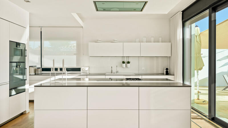 6 bedroom Villa for sale