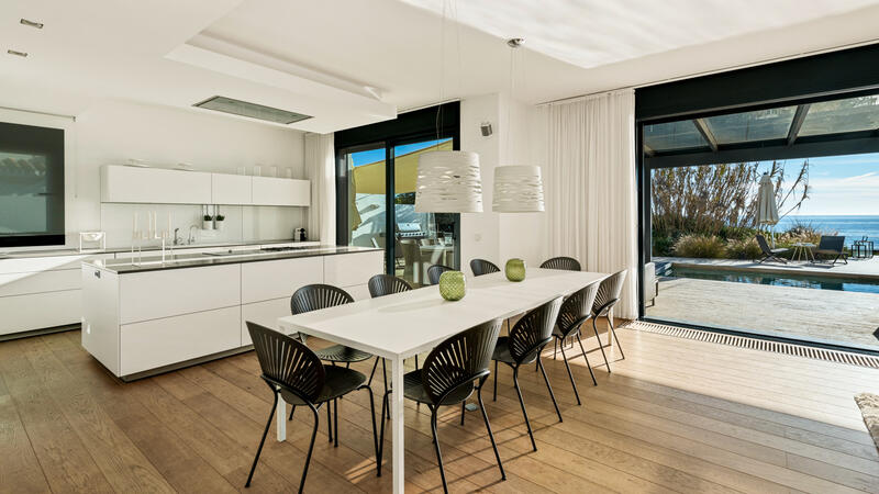 6 bedroom Villa for sale