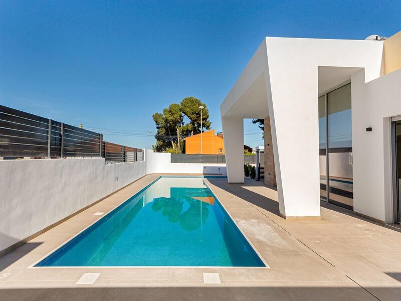 3 bedroom Villa for sale 3 bedroom Villa for sale