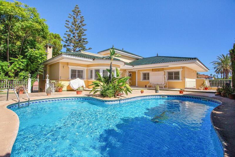 5 slaapkamer Villa Te koop 5 slaapkamer Villa Te koop