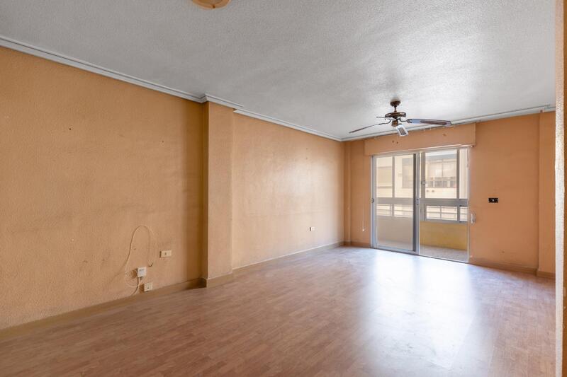 3 bedroom Apartment for sale