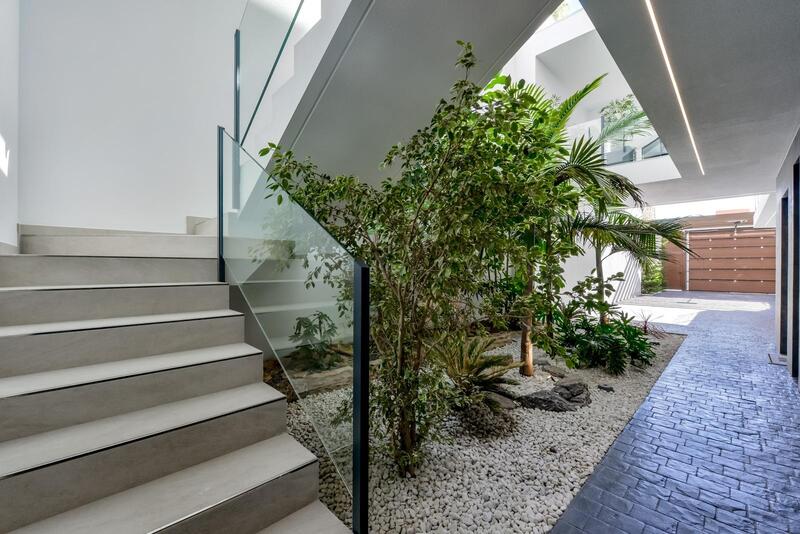 8 Schlafzimmer Villa zu verkaufen 8 Schlafzimmer Villa zu verkaufen