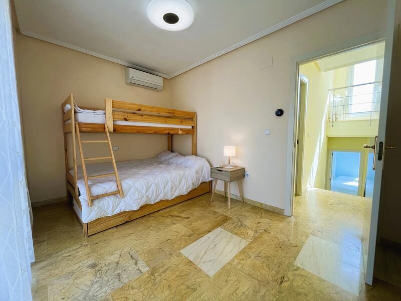 3 Schlafzimmer Duplex zu verkaufen 3 Schlafzimmer Duplex zu verkaufen