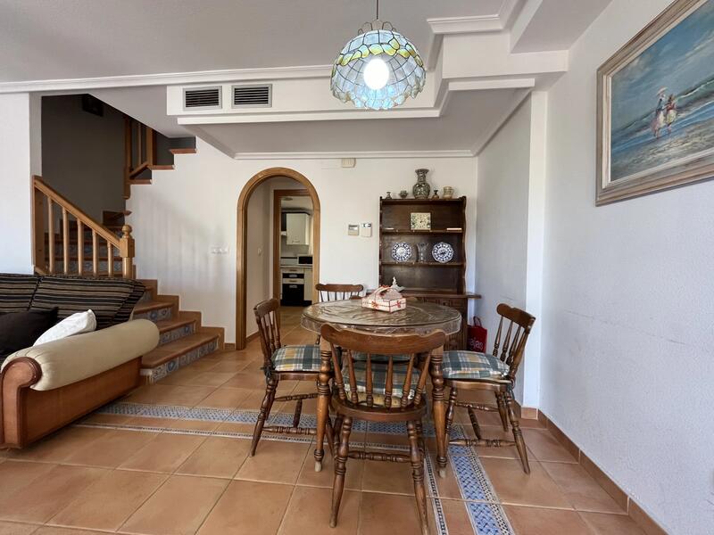 4 Schlafzimmer Duplex zu verkaufen 4 Schlafzimmer Duplex zu verkaufen