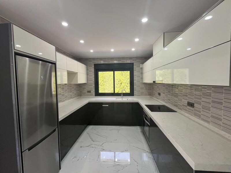 4 Schlafzimmer Sonstiges zu verkaufen