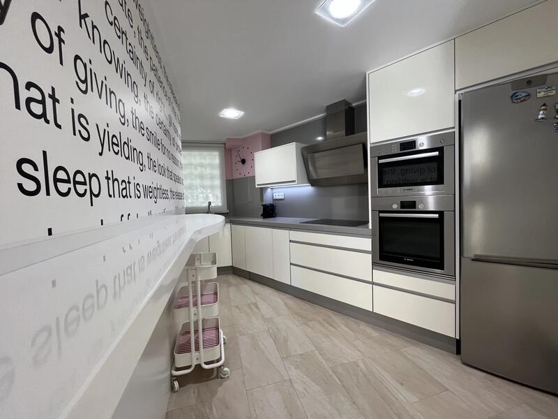 3 Schlafzimmer Appartement zu verkaufen