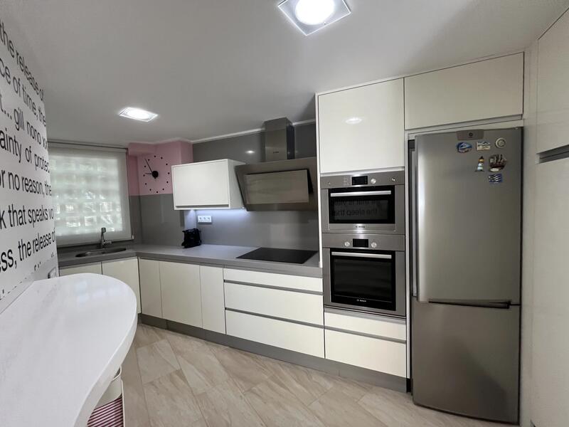 3 Schlafzimmer Appartement zu verkaufen