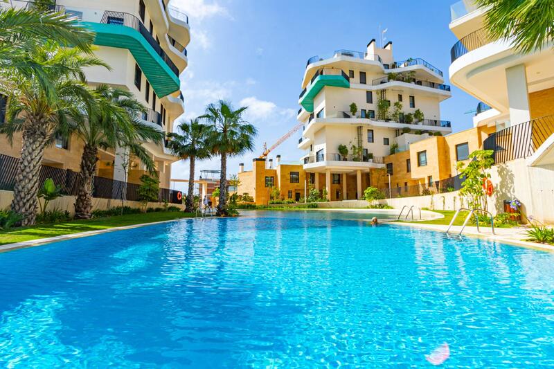 Apartment for sale in Cinco Torres, Alicante