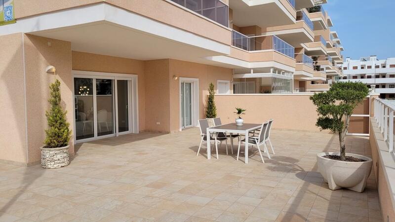 Apartamento en venta en Torre de la Horadada, Alicante