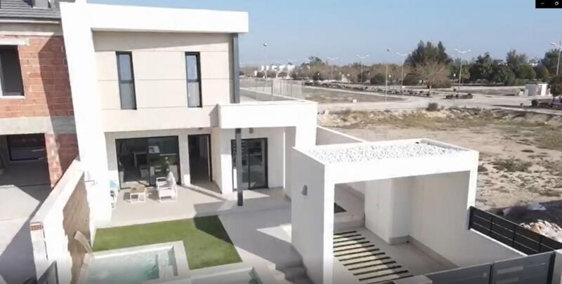 Townhouse for sale in Cuadra Nueva, Alicante