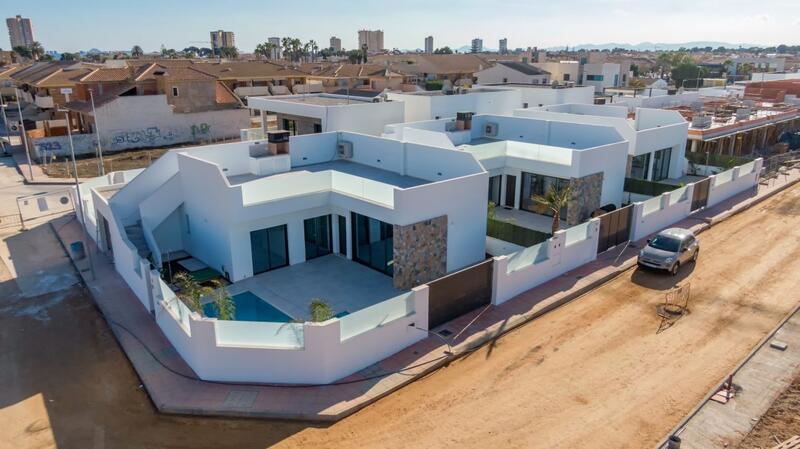 3 Cuarto Villa en venta