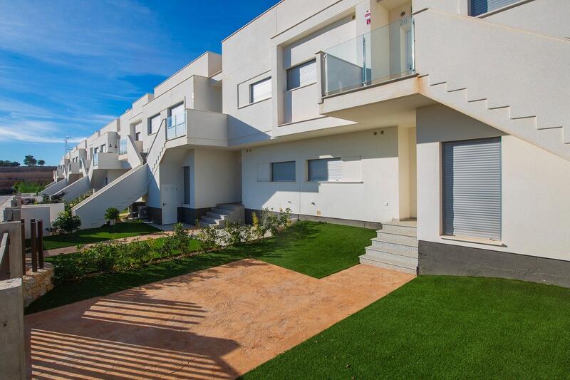 Apartment for sale in Vistabella Golf, Alicante