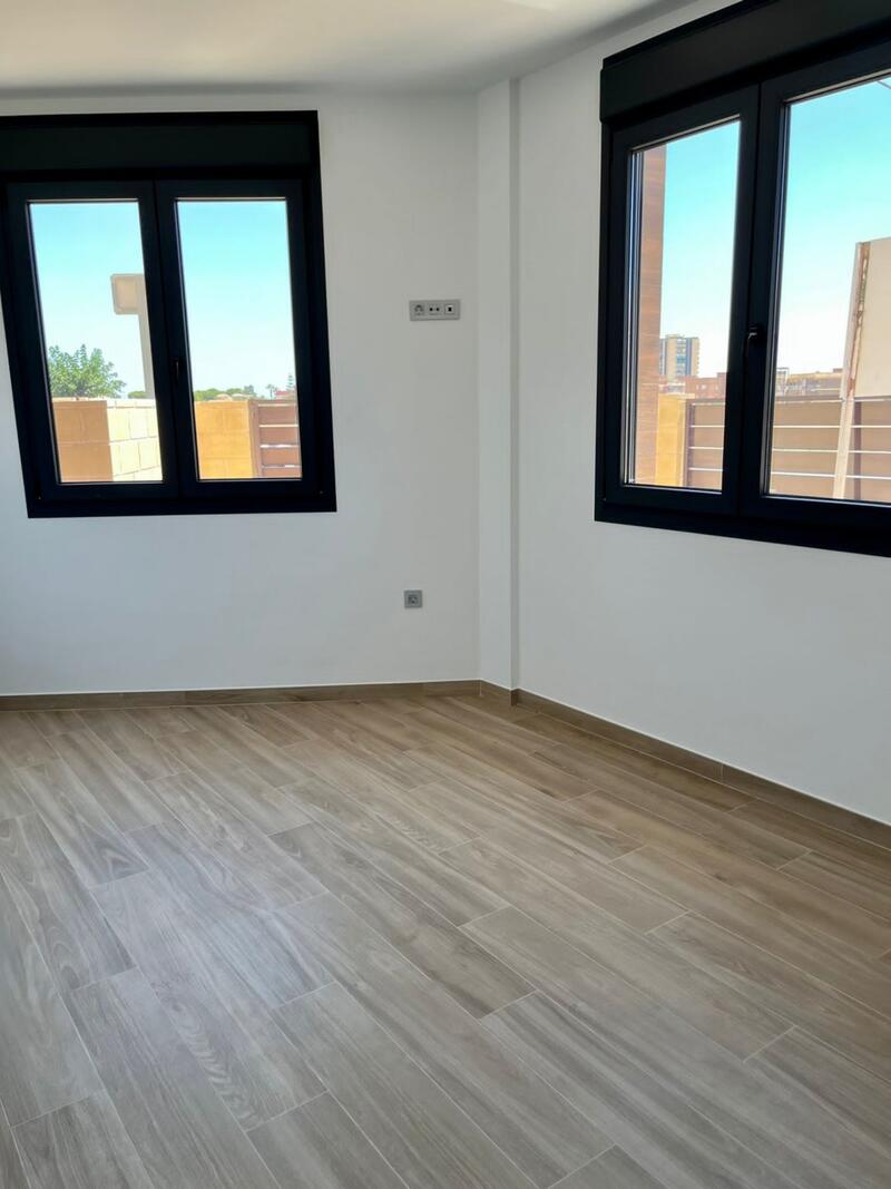 2 slaapkamer Appartement Te koop