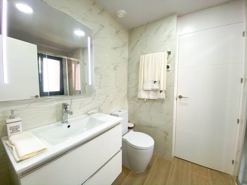 2 slaapkamer Appartement Te koop