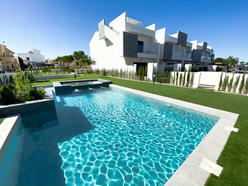 Apartment for sale in Torrevieja, Alicante