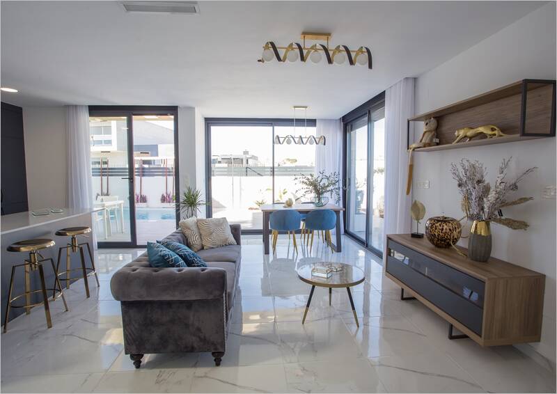 Villa for sale in Los Montesinos, Alicante