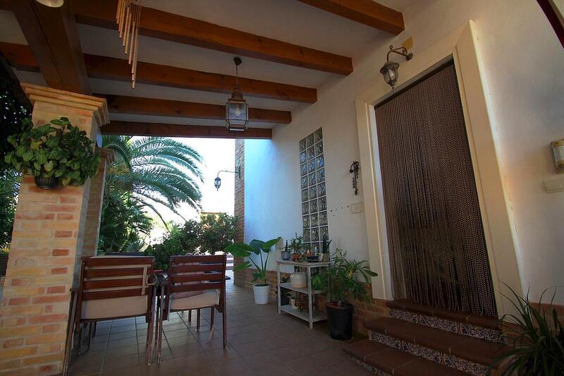 6 bedroom Villa for sale