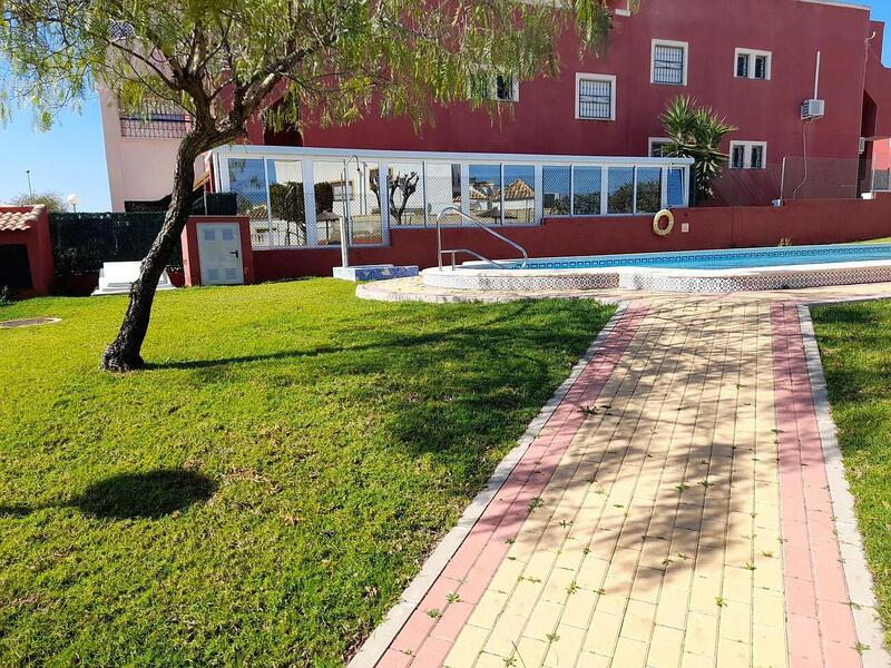 Byhus til salg i Orihuela Costa, Alicante