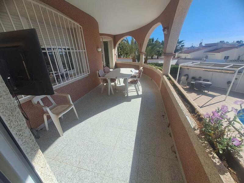 5 bedroom Villa for sale