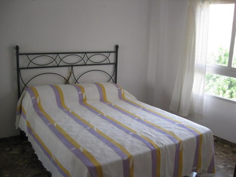 6 bedroom Apartment for sale