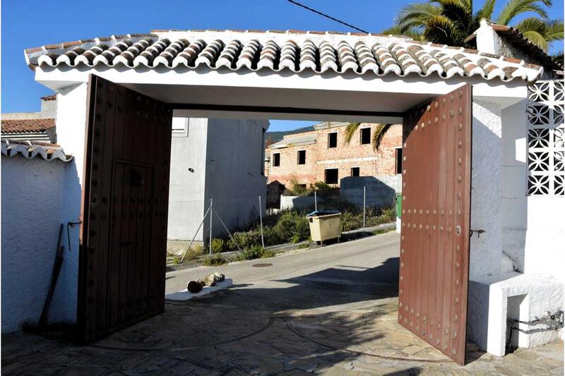 12 soveværelse Villa til salg