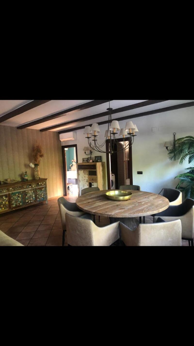 4 bedroom Villa for sale