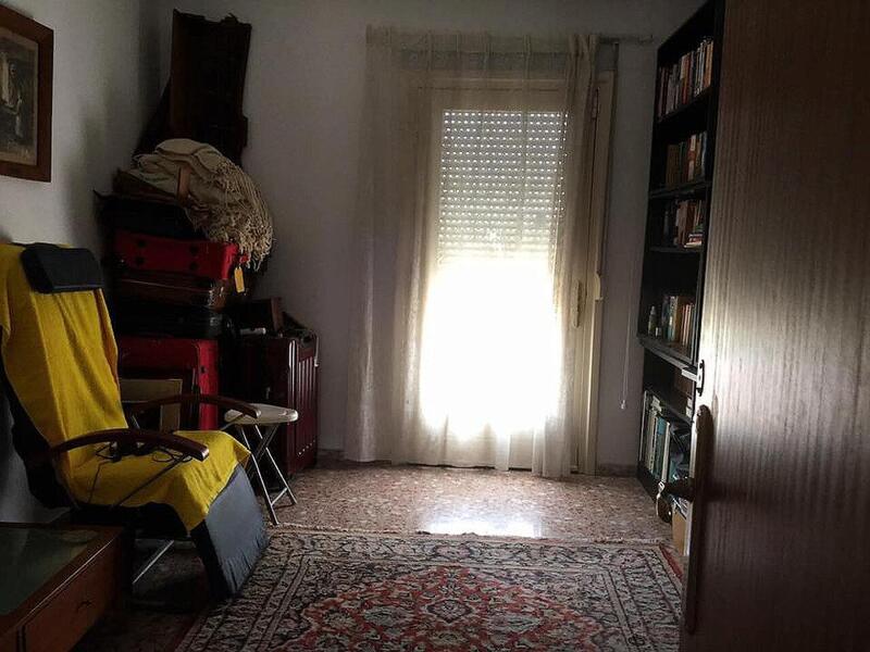 6 chambre Local Commercial à vendre