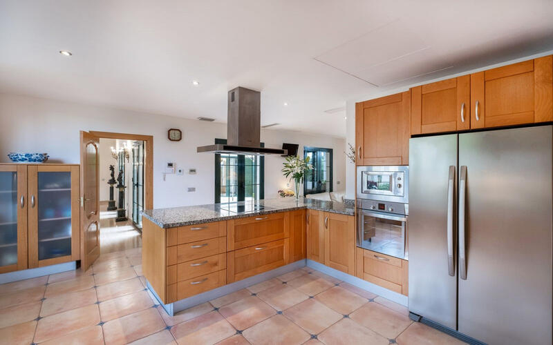 5 Schlafzimmer Villa zu verkaufen