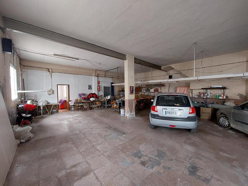3 bedroom Townhouse for sale