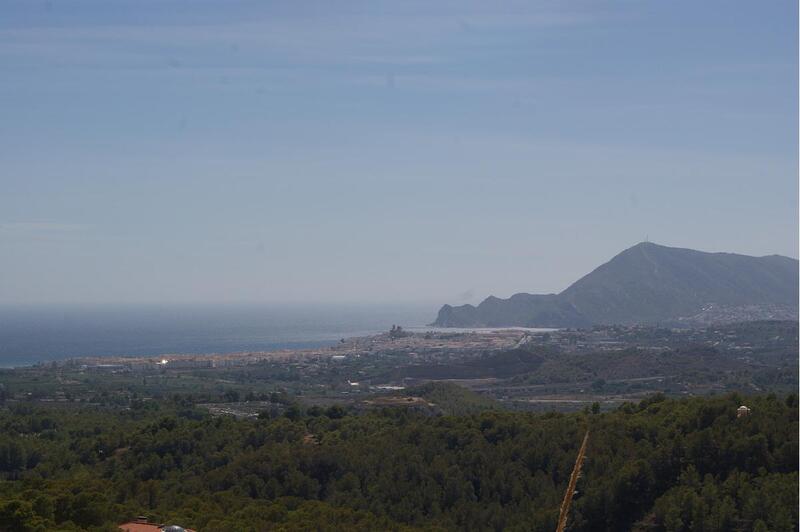 Jord til salg i Altea, Alicante