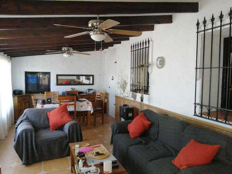 4 bedroom Country House for sale