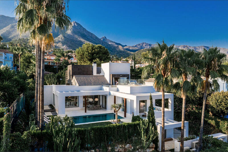 Villa til salgs i Sierra Blanca, Málaga
