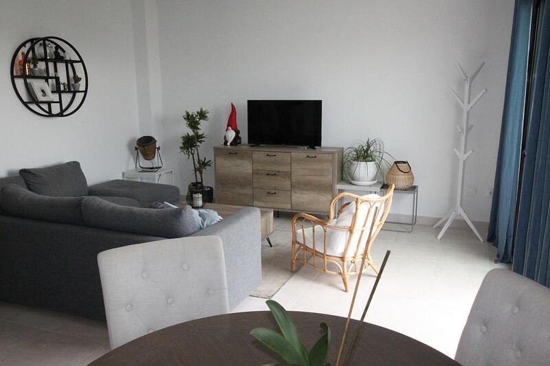 2 slaapkamer Gezinswoning Te koop