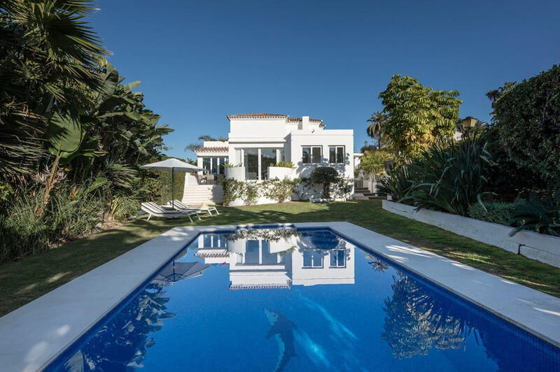 Villa til salg i Brisas de la Viña, Málaga